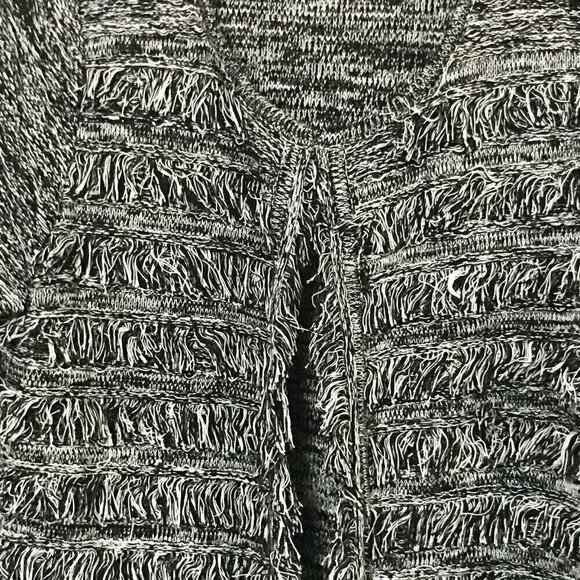 T TAHARI Black Fiona Fringed Sweater Jacket, Size L - Picture 5 of 9